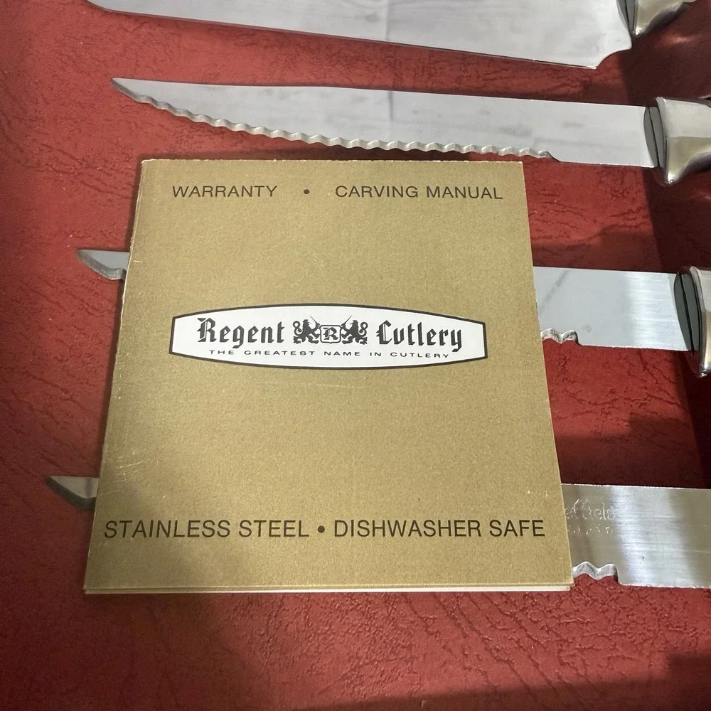 Vintage Regent Sheffield 19‎ Piece Treasure Chest Stainless Knife Set Cutlery